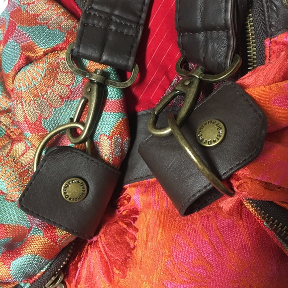 ✌🏽 Desigual - Multi-pocketed crossbody bag - Picture 8 of 13